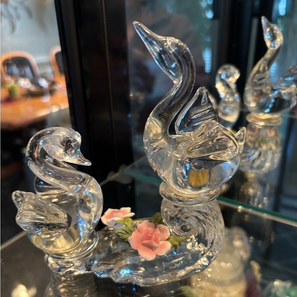 Vintage glass swans